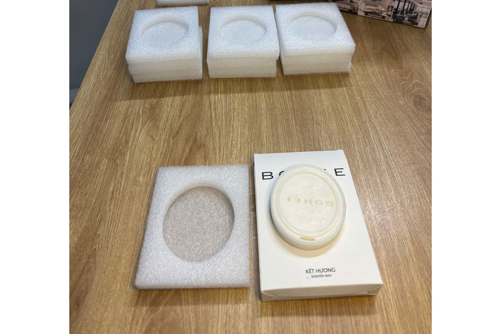 Ảnh: xốp foam PE định hình hộp sáp